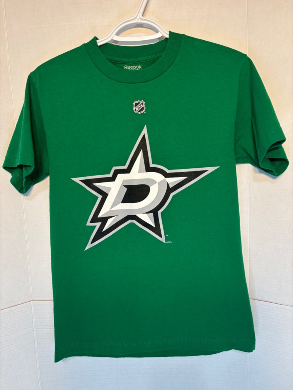 Reebok Tyler Seguin Dallas Stars NHL Player Name & Number T-Shirt Men’s Small